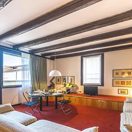 Penthouse Accademia Benátky