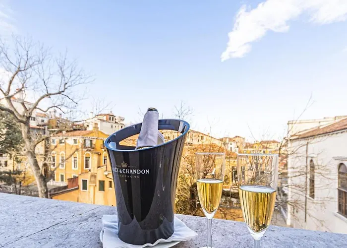 Apartment Penthouse Accademia