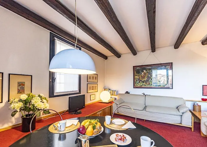 Penthouse Accademia *