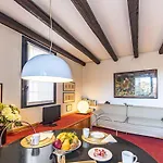 Penthouse Accademia *